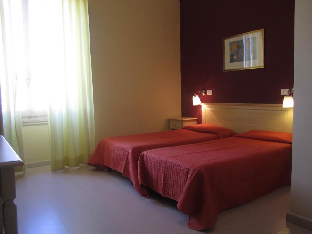 Hotel Genzianella فلورنس الغرفة الصورة